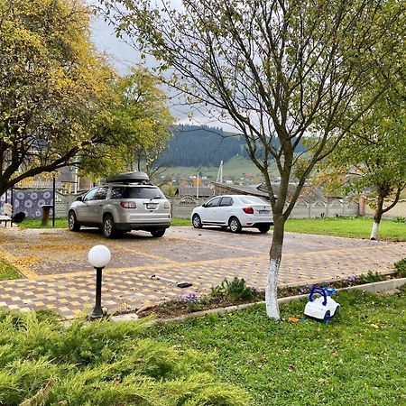 Rodynnyi Zatyshok Guest House Verkhovyna Bagian luar foto