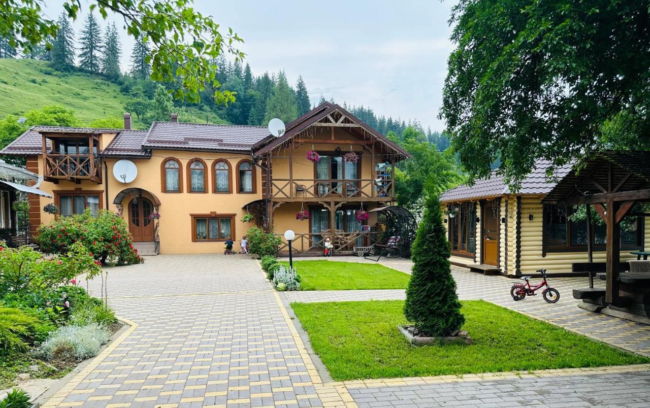 Rodynnyi Zatyshok Guest House Verkhovyna Bagian luar foto